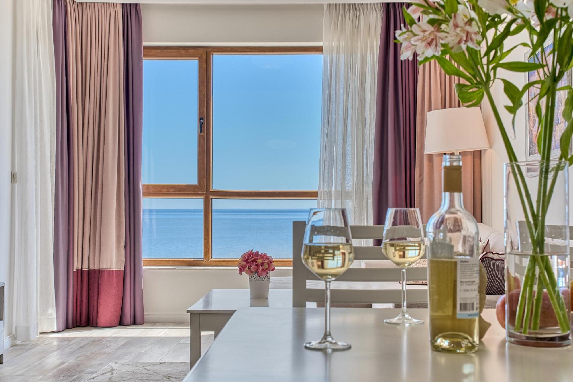 Dreams In La Mer Golden Sands Exterior photo